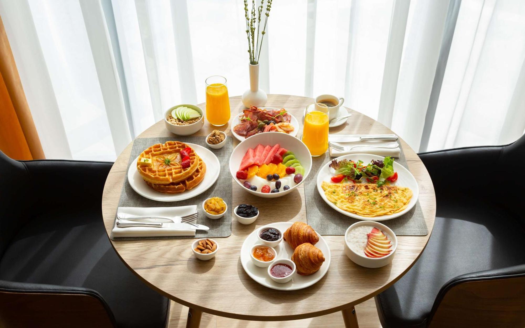 Hilton Garden Inn Samarkanda Zewnętrze zdjęcie