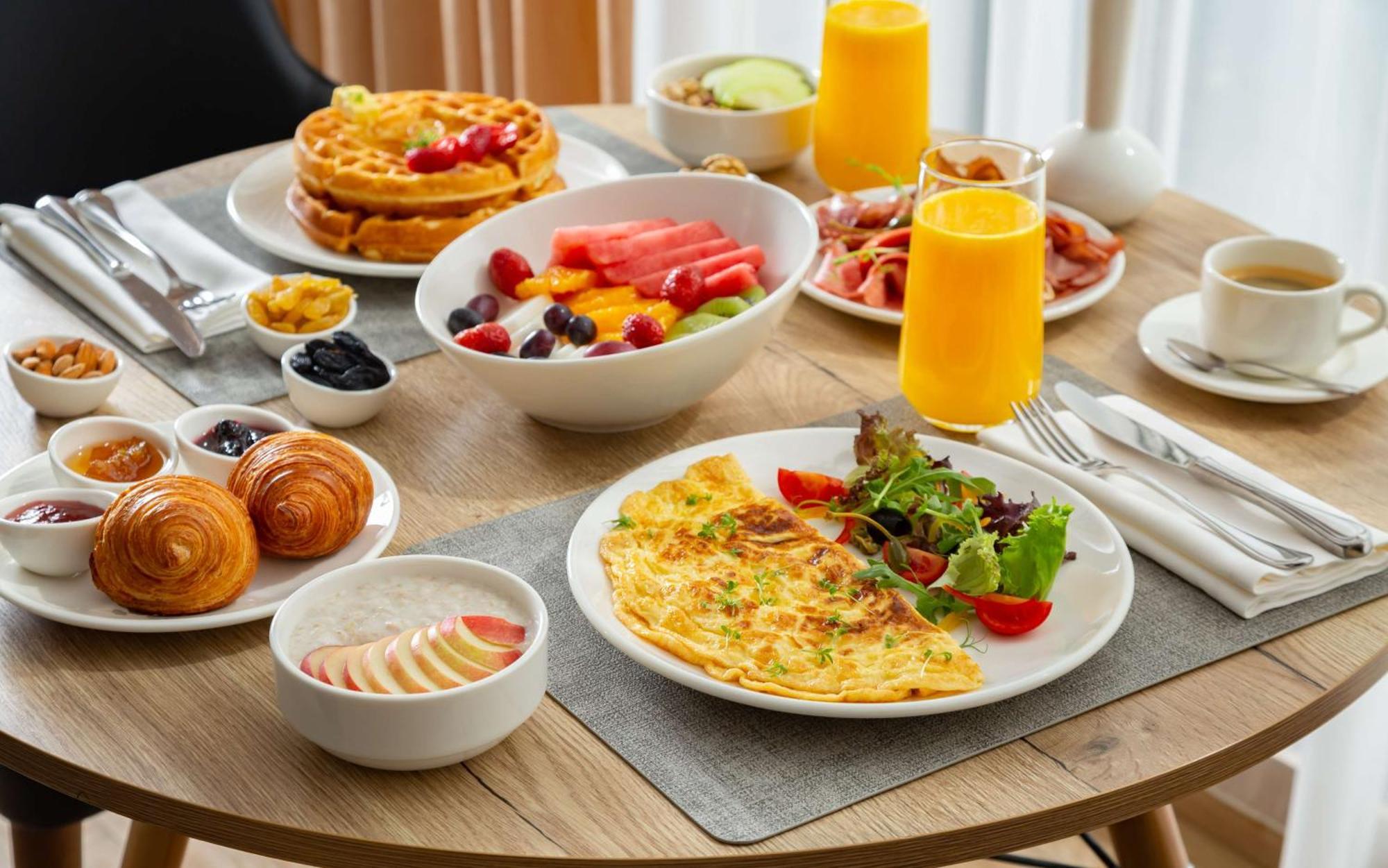 Hilton Garden Inn Samarkanda Zewnętrze zdjęcie